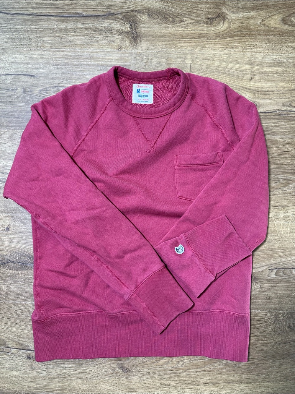 Todd Snyder X Champion Men's Red 100% Cotton Crewneck Sweatshirt Medium